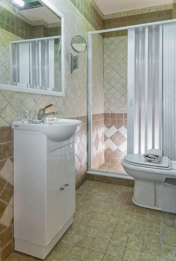 公寓 Elois Suites 罗希姆诺