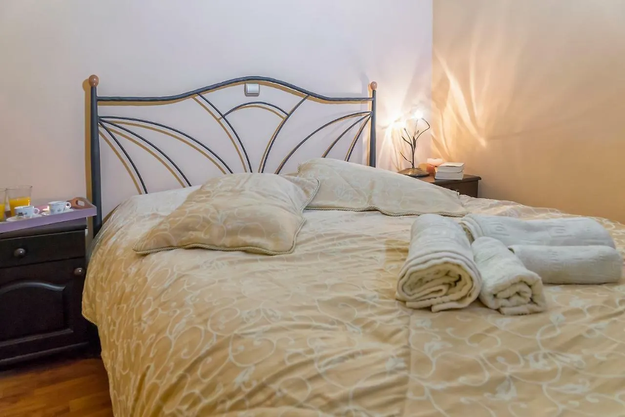 Elois Suites 罗希姆诺