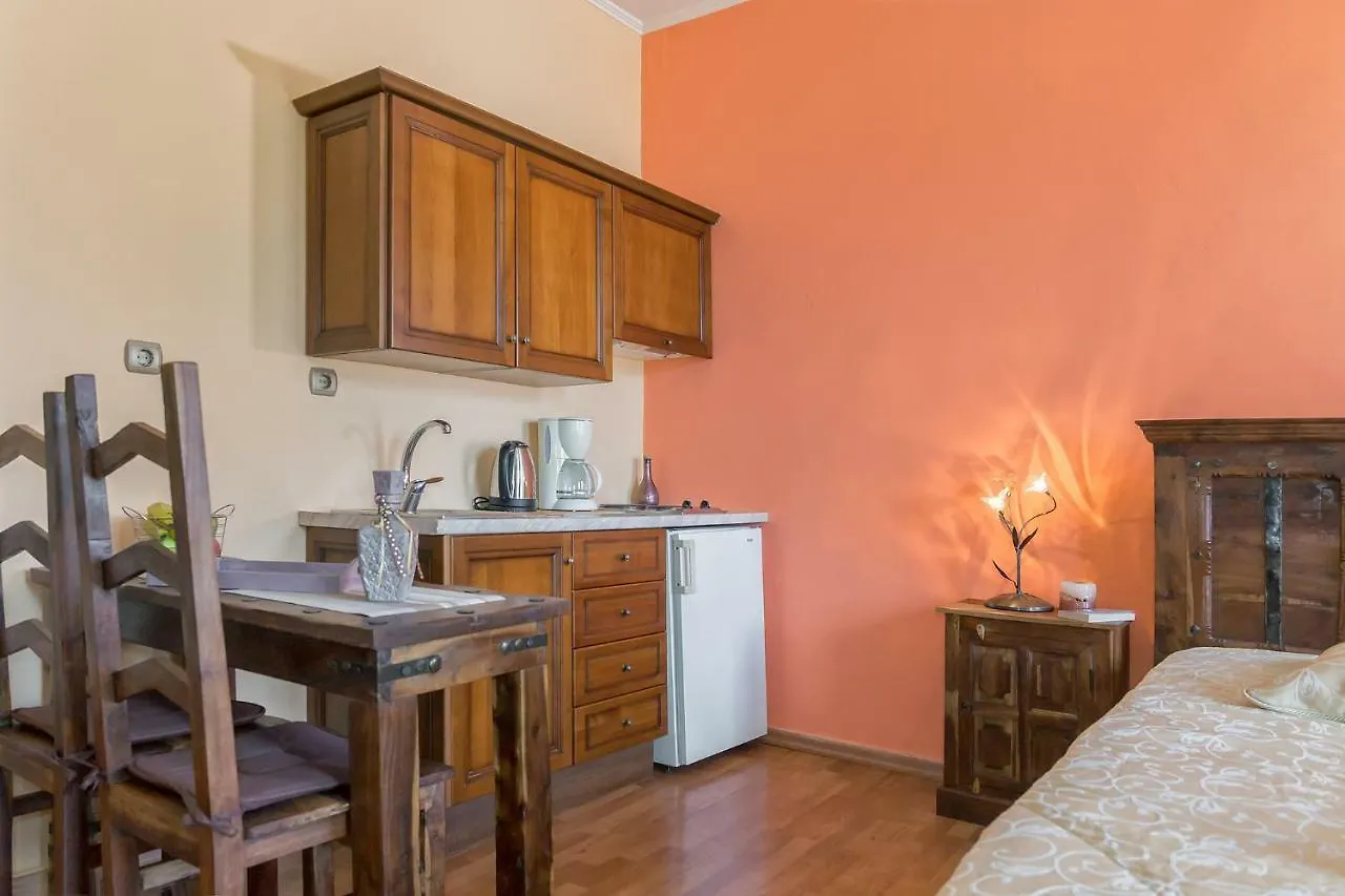 Elois Suites 罗希姆诺