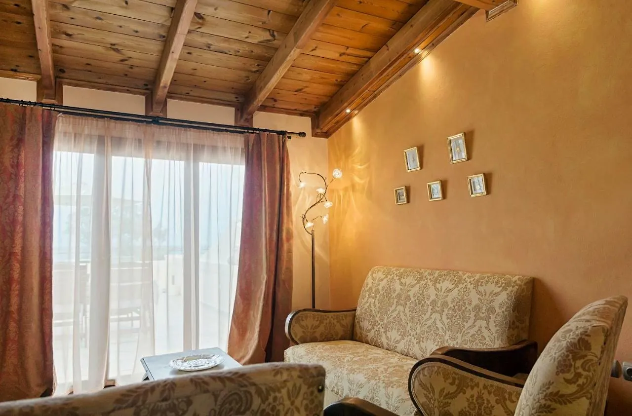 Elois Suites Rethymno  Rethymno (Crete)