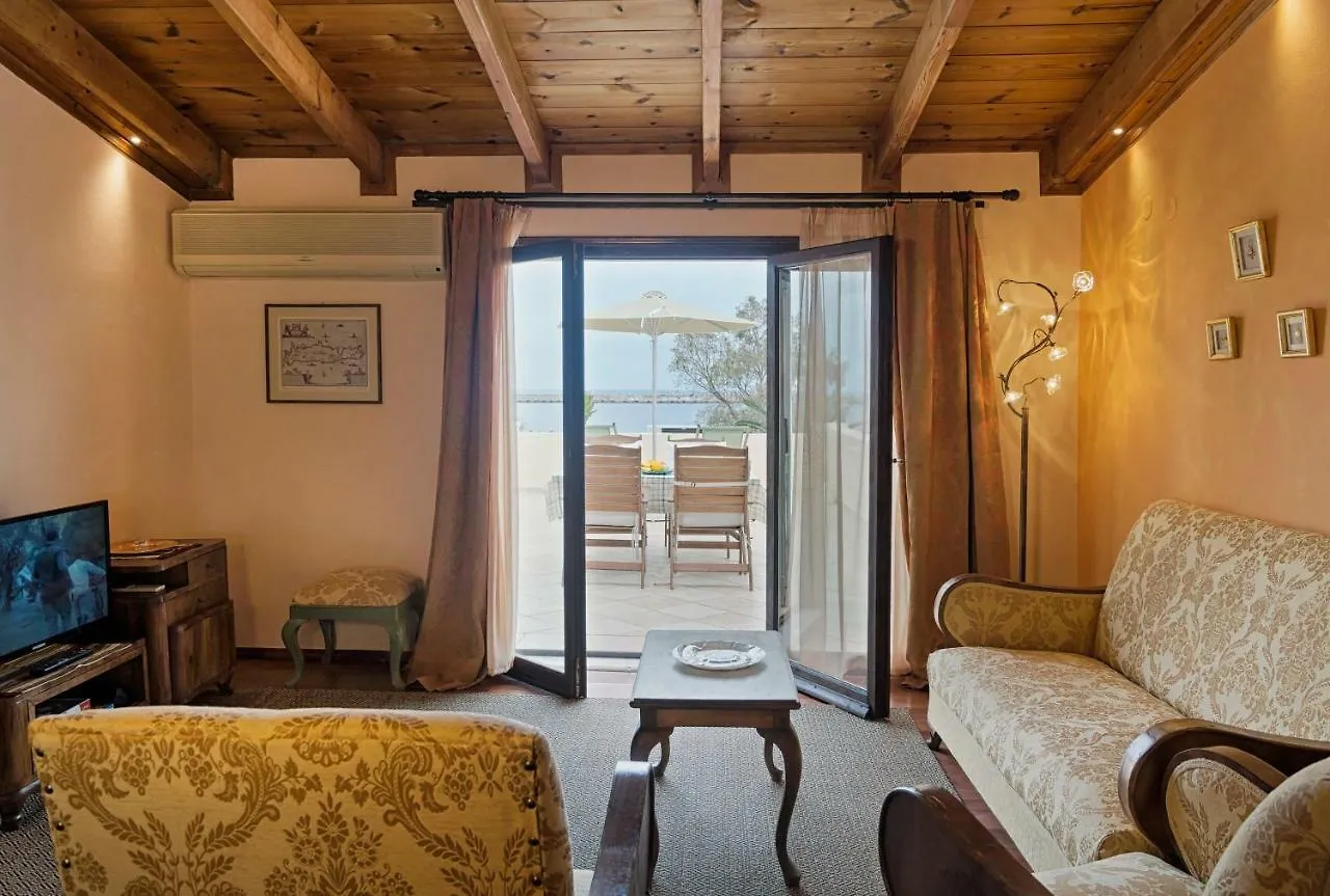 Elois Suites Rethymno  0*, Rethymno (Crete)